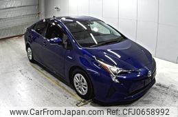 toyota prius 2017 -TOYOTA--Prius ZVW50-6107056---TOYOTA--Prius ZVW50-6107056-