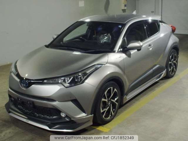 toyota c-hr 2017 CFJ1852349 image 1