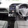 toyota voxy 2017 quick_quick_ZRR80W_ZRR80-0340722 image 3