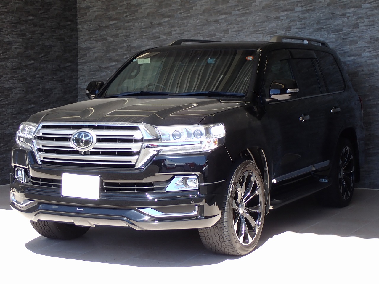 2020 Toyota Land Cruiser CBA-URJ202W 4WD - Car Price $66,460