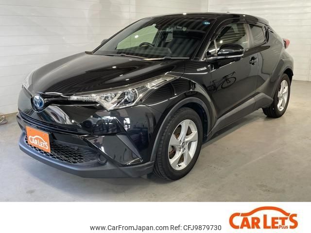 toyota c-hr 2017 quick_quick_DAA-ZYX10_ZYX10-2019181 image 1