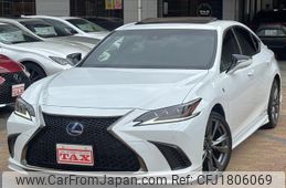 lexus es 2020 CFJ1806069