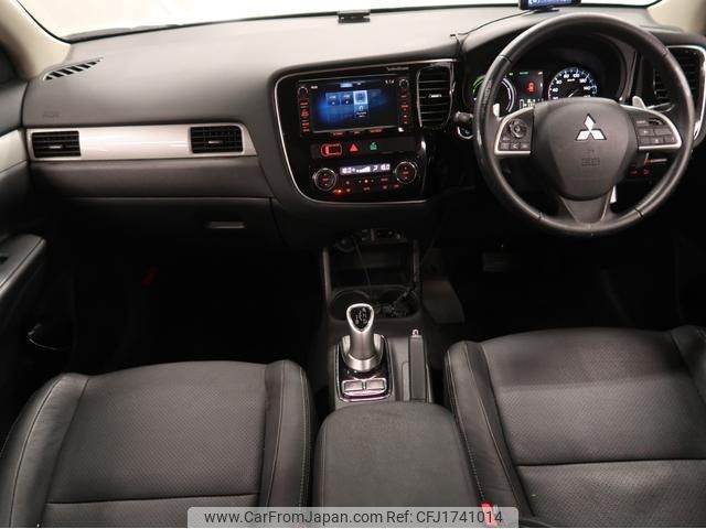 mitsubishi outlander-phev 2014 CFJ1741014 image 2