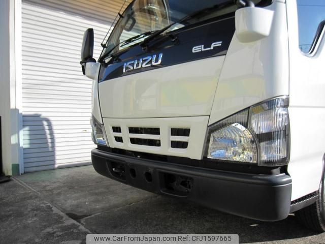 isuzu elf-truck 2004 CFJ1597665 image 2
