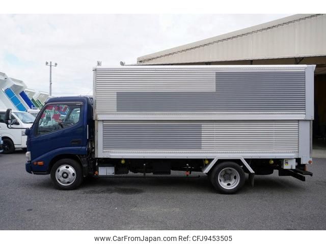 hino dutro 2017 CFJ9453505 image 2