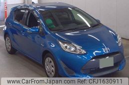 toyota aqua 2017 CFJ1630911