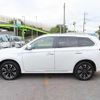 mitsubishi outlander-phev 2016 quick_quick_DLA-GG2W_GG2W-0309455 image 16