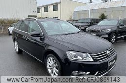 volkswagen passat-variant 2013 -VOLKSWAGEN--VW Passat Variant DBA-3CCAX--WVWZZZ3CZDE112538---VOLKSWAGEN--VW Passat Variant DBA-3CCAX--WVWZZZ3CZDE112538-