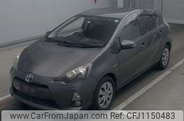 toyota aqua 2012 -TOYOTA--AQUA DAA-NHP10--NHP10-2032093---TOYOTA--AQUA DAA-NHP10--NHP10-2032093-