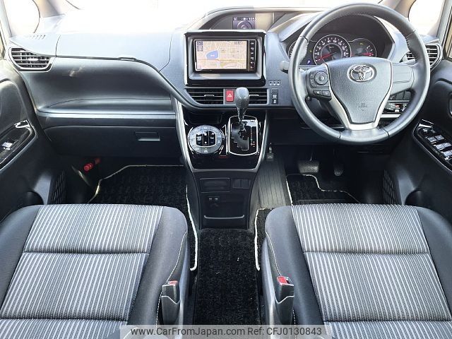 toyota voxy 2019 -TOYOTA--Voxy DBA-ZRR80W--ZRR80-0544243---TOYOTA--Voxy DBA-ZRR80W--ZRR80-0544243- image 2