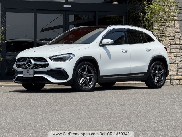 mercedes-benz gla-class 2023 CFJ1360348 image 1
