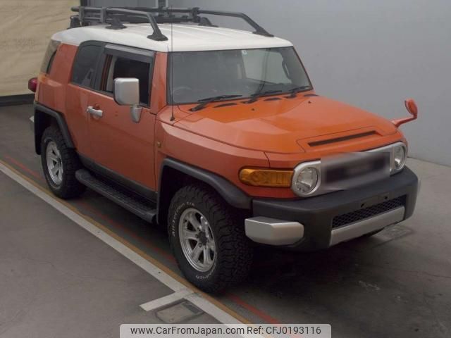 toyota fj-cruiser 2013 quick_quick_CBA-GSJ15W_0125060 image 1