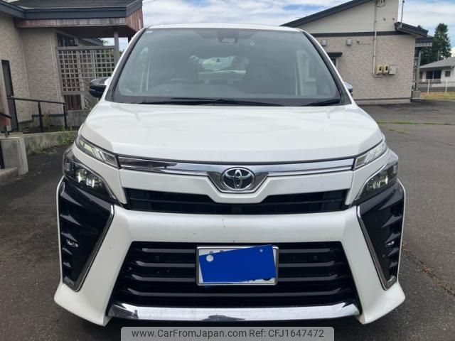 toyota voxy 2021 CFJ1647472 image 1