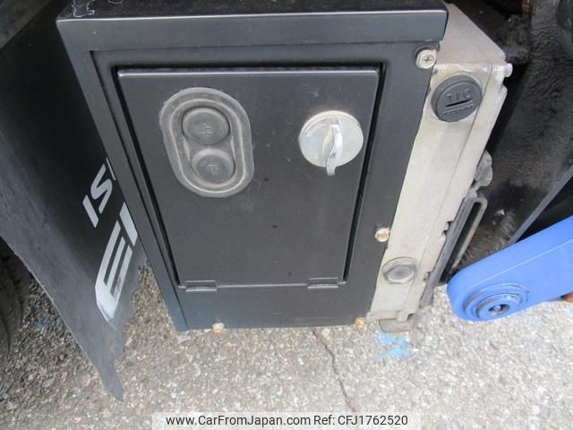 isuzu elf-truck 2018 CFJ1762520 image 1