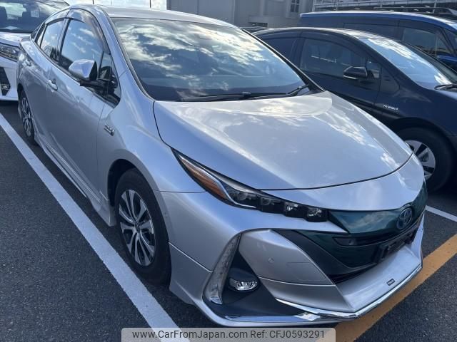 toyota prius-phv 2017 quick_quick_DLA-ZVW52_ZVW52-3020570 image 2