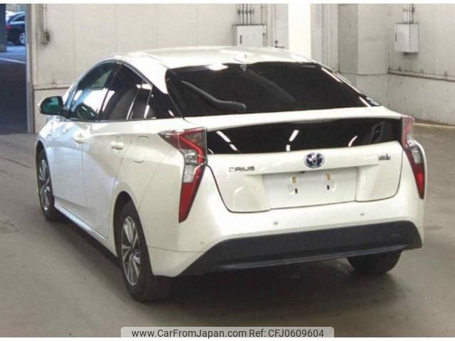 toyota prius 2018 quick_quick_DAA-ZVW50_ZVW50-6118840 image 2