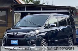 toyota voxy 2017 CFJ0293954