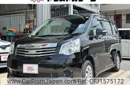 toyota noah 2013 CFJ1575172