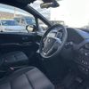 toyota voxy 2019 -TOYOTA--Voxy DBA-ZRR80W--ZRR80-0490692---TOYOTA--Voxy DBA-ZRR80W--ZRR80-0490692- image 6