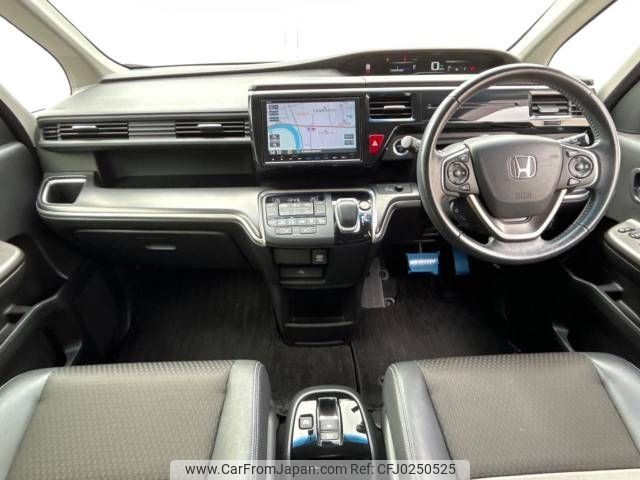 honda stepwagon 2017 -HONDA--Stepwgn 6AA-RP5--RP5-1051444---HONDA--Stepwgn 6AA-RP5--RP5-1051444- image 2