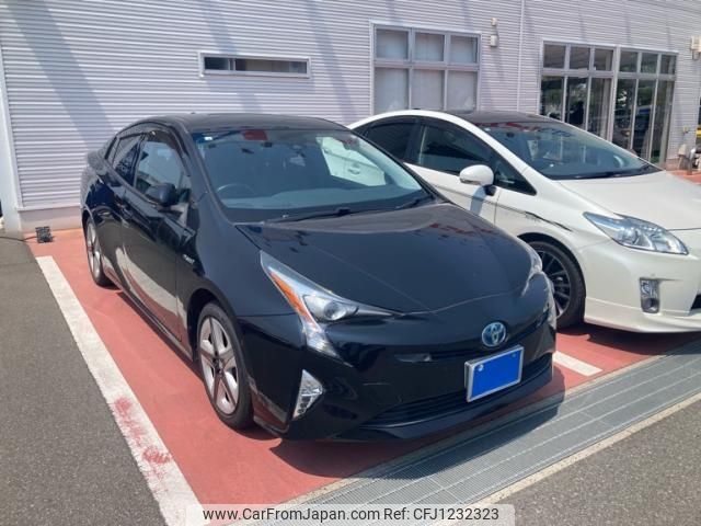toyota prius 2016 -TOYOTA--Prius DAA-ZVW55--ZVW55-8033676---TOYOTA--Prius DAA-ZVW55--ZVW55-8033676- image 1