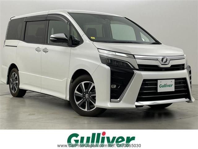 toyota voxy 2019 -TOYOTA--Voxy DBA-ZRR80W--ZRR80-0496938---TOYOTA--Voxy DBA-ZRR80W--ZRR80-0496938- image 1