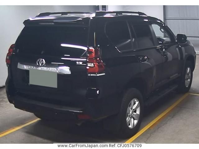 toyota land-cruiser-prado 2022 quick_quick_3DA-GDJ150W_0073699 image 2