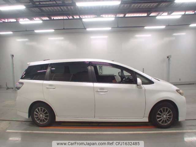 toyota wish 2014 CFJ1632485 image 2