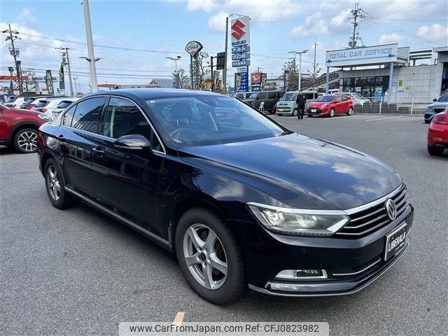 volkswagen passat 2017 -VOLKSWAGEN--VW Passat DBA-3CCZE--WVWZZZ3CZHE108279---VOLKSWAGEN--VW Passat DBA-3CCZE--WVWZZZ3CZHE108279- image 1