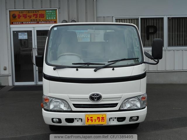 toyota dyna-truck 2013 CFJ1389495 image 2