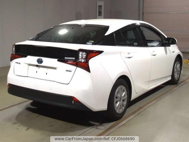 toyota prius 2019 quick_quick_DAA-ZVW51_6132220 image 2