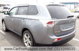 mitsubishi outlander 2014 NIKYO_HX85177
