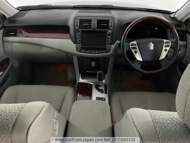 toyota crown 2012 CFJ1603132 image 2