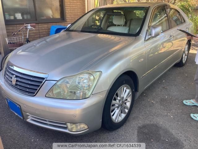 toyota crown 2004 CFJ1634539 image 1