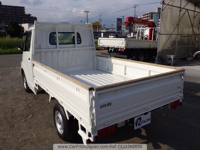 toyota townace-truck 2016 CFJ1762656 image 2