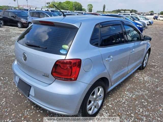volkswagen polo 2014 -VOLKSWAGEN--VW Polo DBA-6RCBZ--WVWZZZ6RZEU043221---VOLKSWAGEN--VW Polo DBA-6RCBZ--WVWZZZ6RZEU043221- image 2
