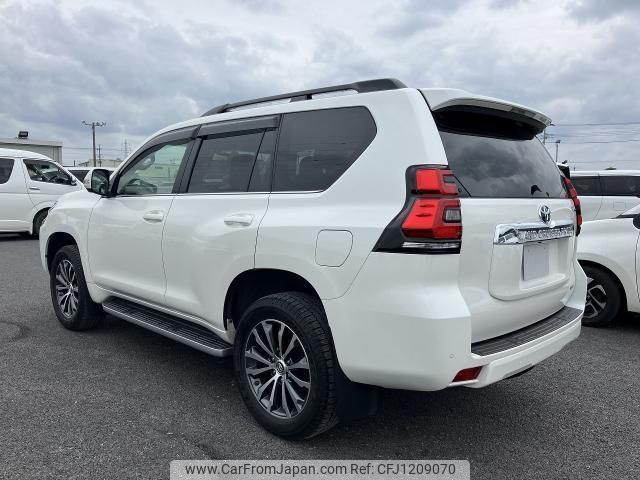toyota land-cruiser-prado 2020 quick_quick_LDA-GDJ151W_GDJ151-0009097 image 2