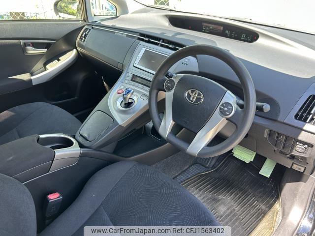 toyota prius 2014 CFJ1563402 image 2