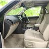 toyota land-cruiser-prado 2023 CFJ1602804 image 6