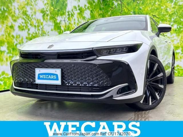 toyota crown 2023 CFJ1742070 image 1
