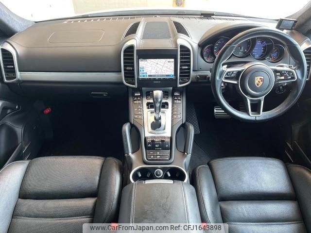 porsche cayenne 2016 CFJ1643898 image 2