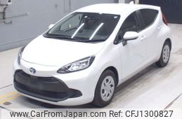 toyota aqua 2022 -TOYOTA--AQUA MXPK11-2069843---TOYOTA--AQUA MXPK11-2069843-