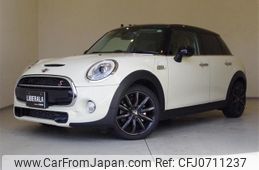 mini mini-others 2017 -BMW--BMW Mini DBA-XS20--WMWXS720302E46596---BMW--BMW Mini DBA-XS20--WMWXS720302E46596-