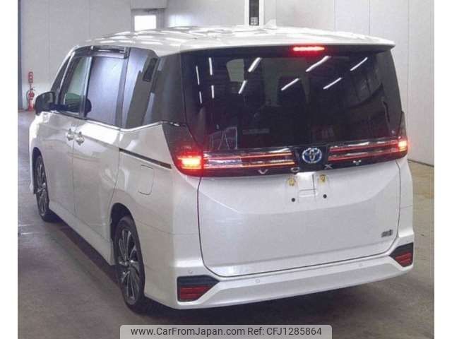 toyota voxy 2022 -TOYOTA--Voxy 6AA-ZWR90W--ZWR90W-0017448---TOYOTA--Voxy 6AA-ZWR90W--ZWR90W-0017448- image 2