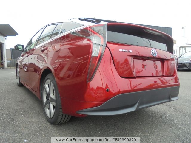 toyota prius 2016 YAMAKATSU_ZVW50-8025616 image 2