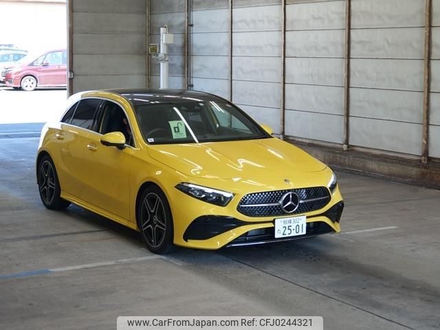 mercedes-benz a-class 2023 quick_quick_5BA-177084_W1K1770842V171859 image 1