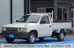 toyota hilux 2003 GOO_JP_700060001230240523001