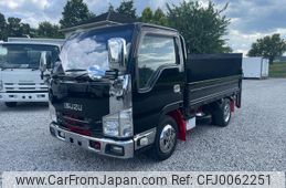 isuzu elf-truck 2015 GOO_NET_EXCHANGE_0404019A30240731W001