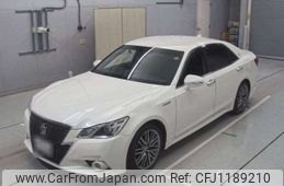 toyota crown 2013 -TOYOTA 【豊田 330ｽ5200】--Crown DAA-AWS210--AWS210-6035739---TOYOTA 【豊田 330ｽ5200】--Crown DAA-AWS210--AWS210-6035739-