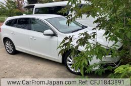 volvo v60 2017 CFJ1843891